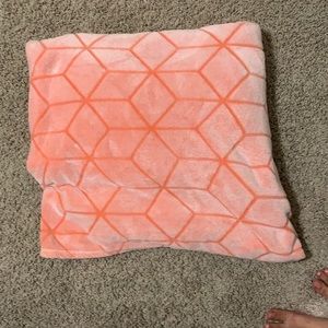 Soft Damon pink blanket